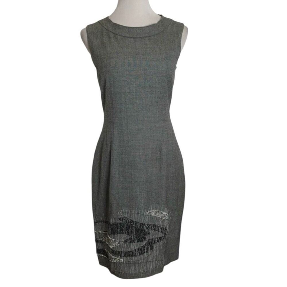 Elie Tahari Gray Woman’s Sheath Sleeveless Lined Appliqué On Bottom Skirt Sz 0 P